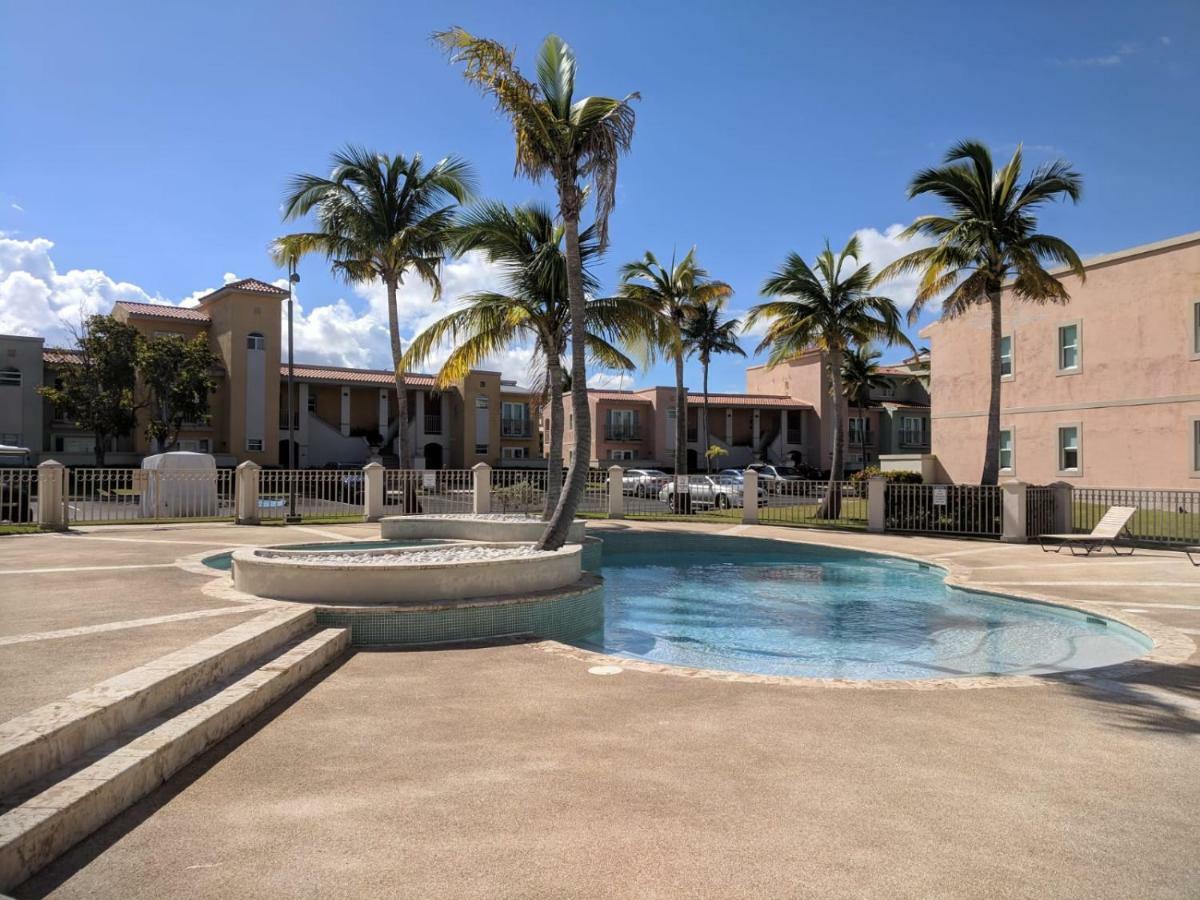 Mariposa Beach House ウマカオ エクステリア 写真