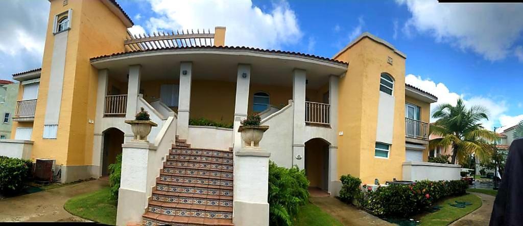 Mariposa Beach House ウマカオ エクステリア 写真